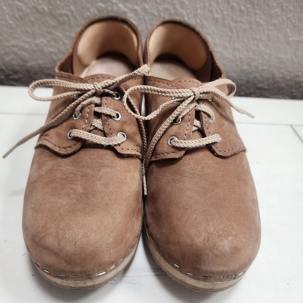 Soft brown lace up Sangens clogs size 37 - Picture 7 of 11